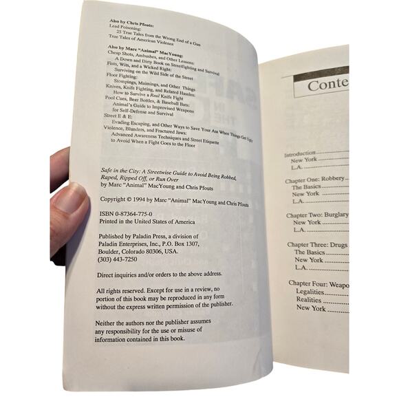 Safe in the city by Marc MacYoung 0873647750 paladin press - Picture 7 of 8